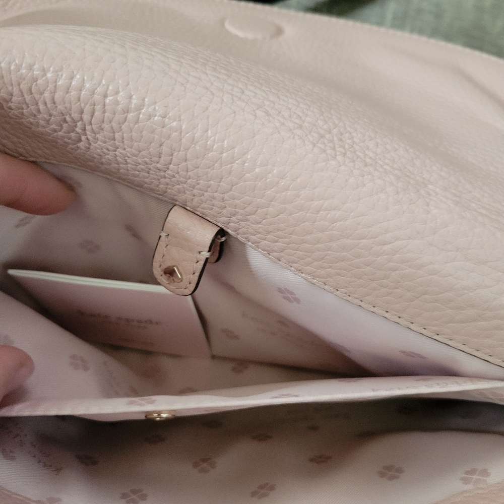 Kate Spade Polly Large Convertible Crossbody  Pink Cream Black Pebbled Leather - Picture 12 of 13